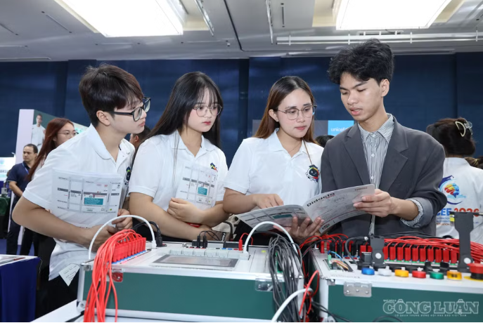 Học sinh gian lận nghiên cứu khoa học có thể bị cấm thi 2 năm
